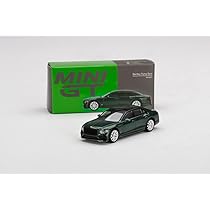 MINI GT ベントレー フライングスパー 　チェイスカー Amazon.com: Mini GT Bentley Flying Spur Verdant Green #286